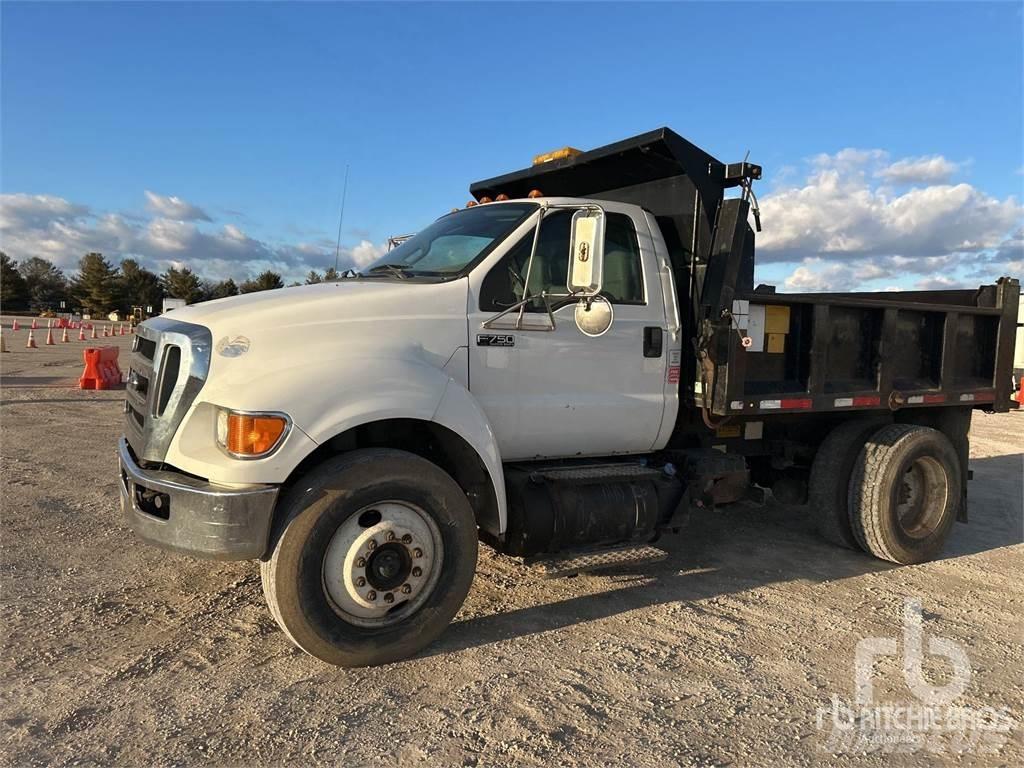 Ford F-750 自卸式货车