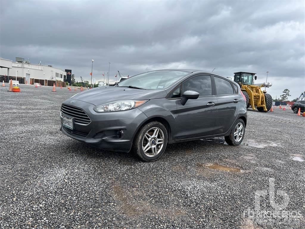 Ford FIESTA 汽车