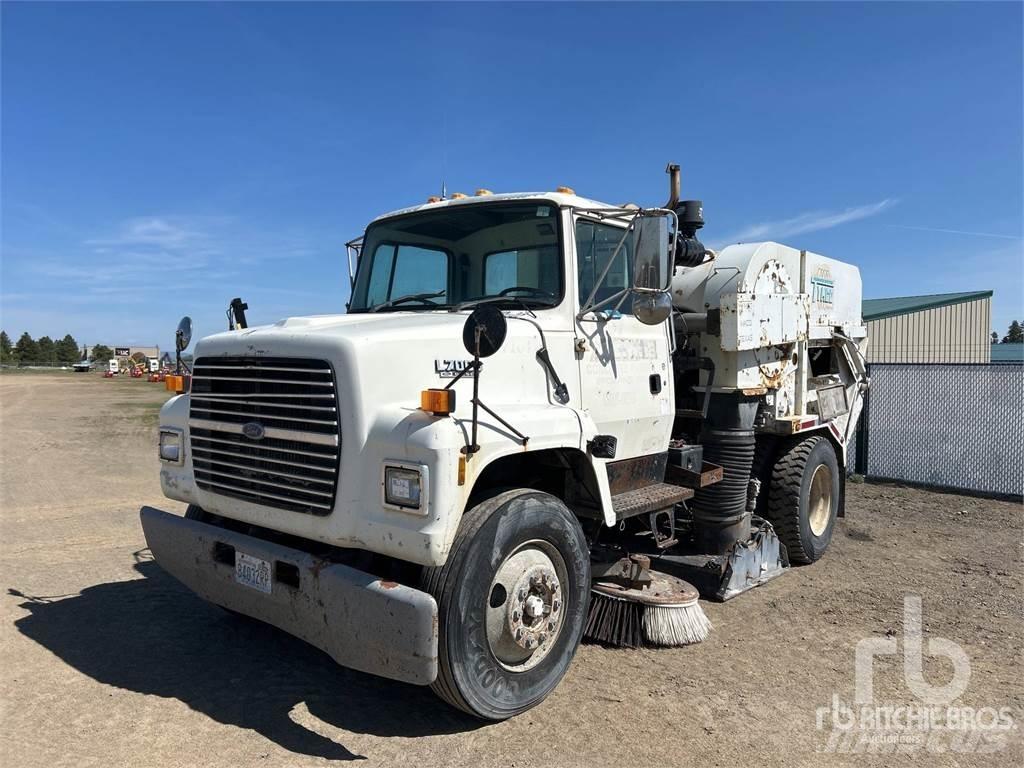 Ford L7000 道路清扫车
