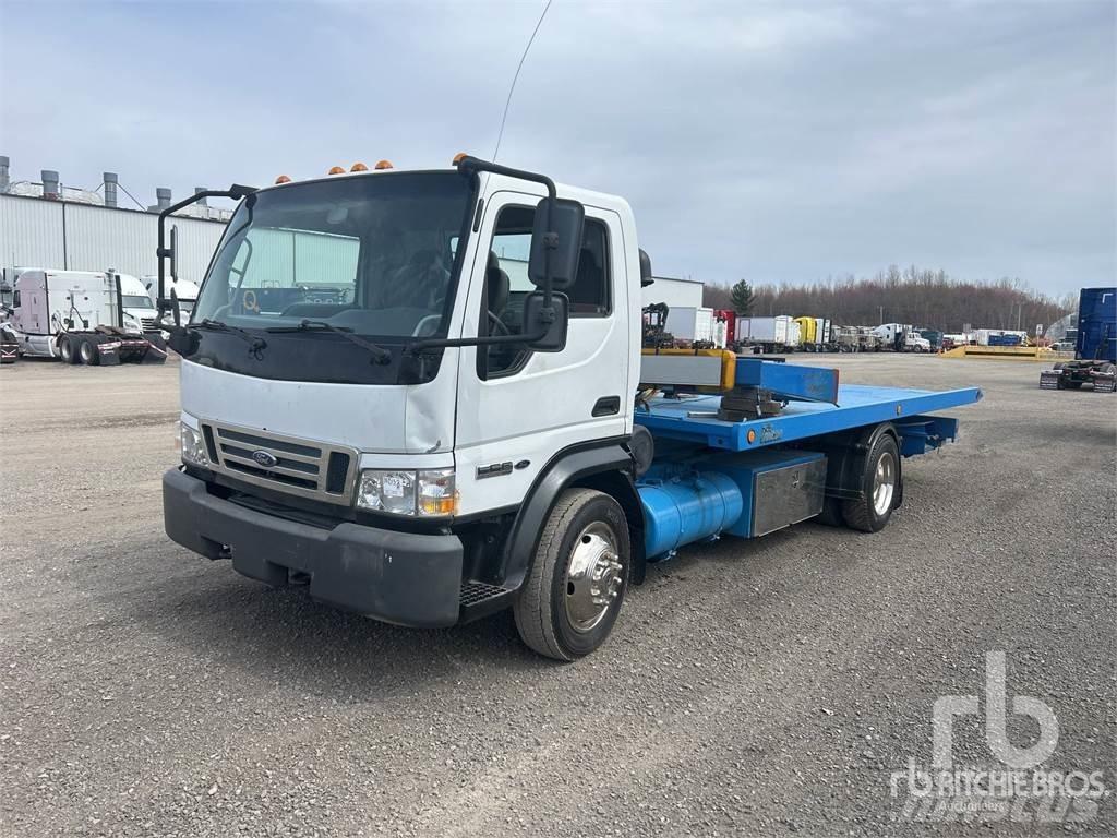 Ford LCF450 救援车