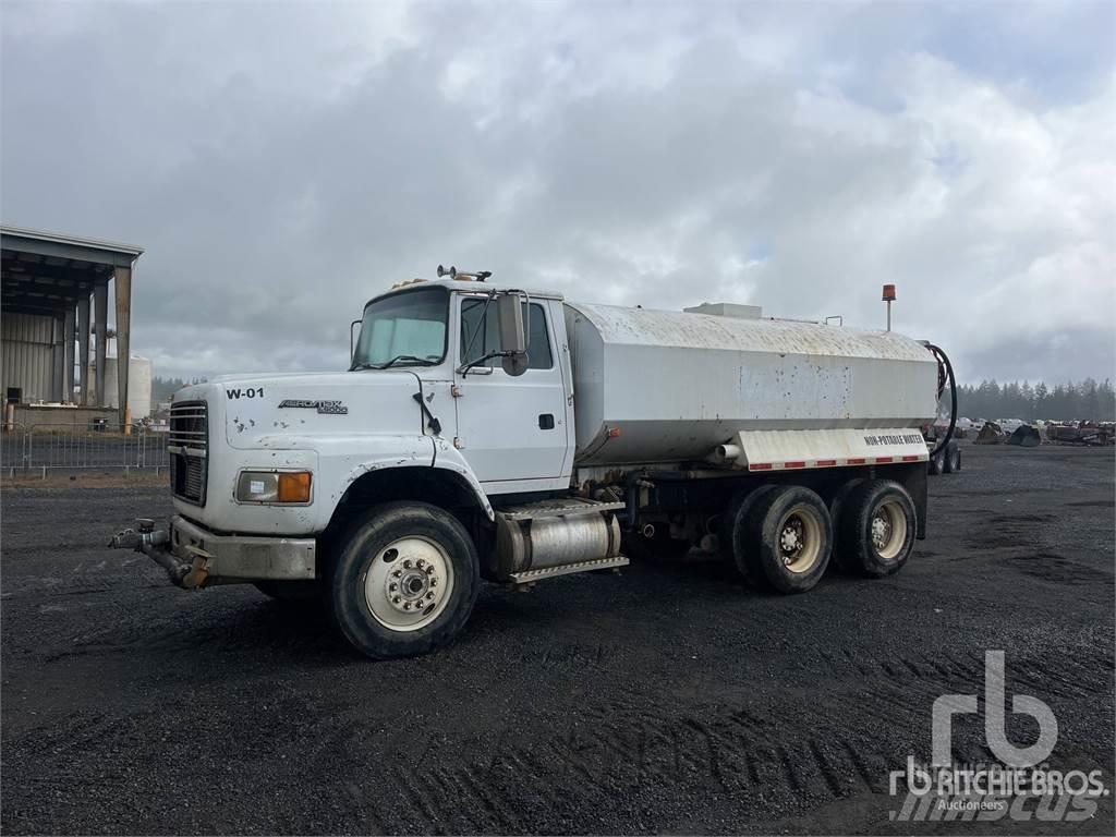 Ford LS9000 水罐车