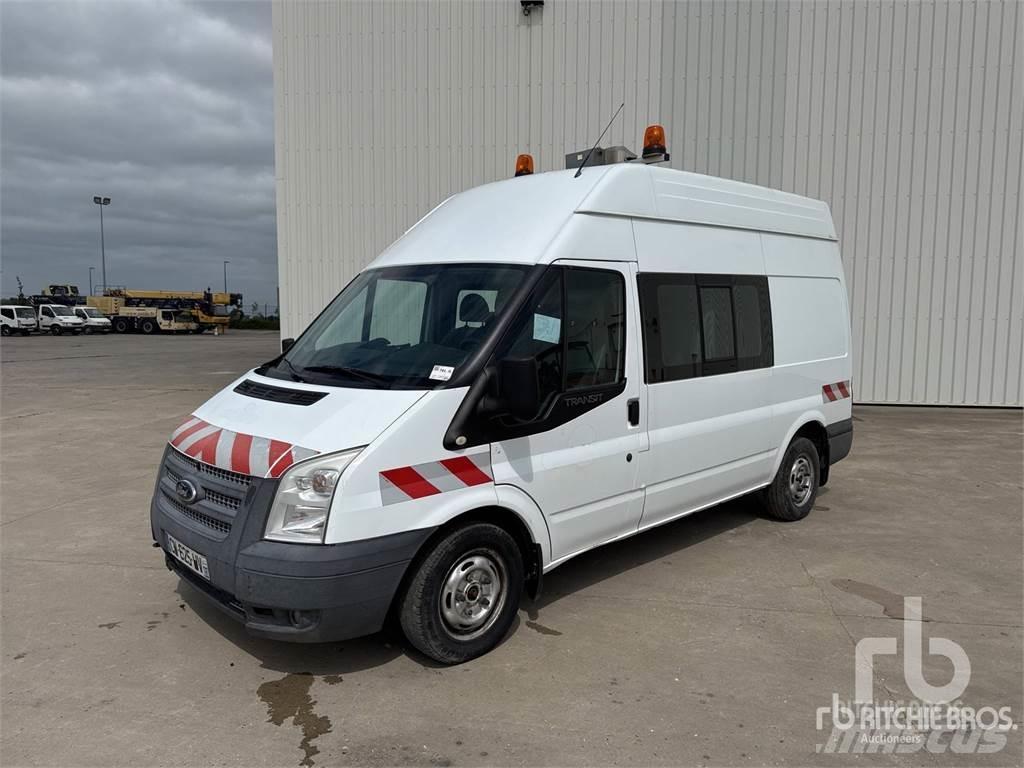 Ford TRANSIT 大型面包车