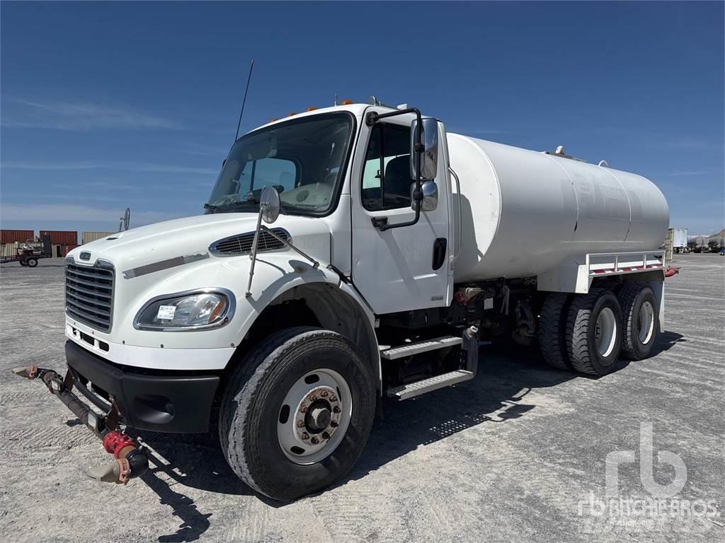 Freightliner M2 水罐车