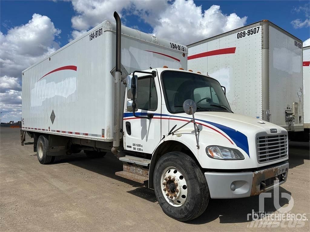 Freightliner M2 大型面包车