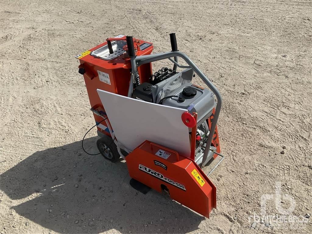  FURD FQG-500 沥青碎石同步封层车