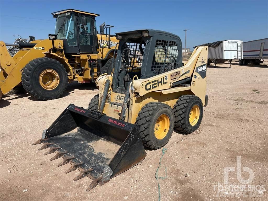 Gehl 5640E 滑移装载机