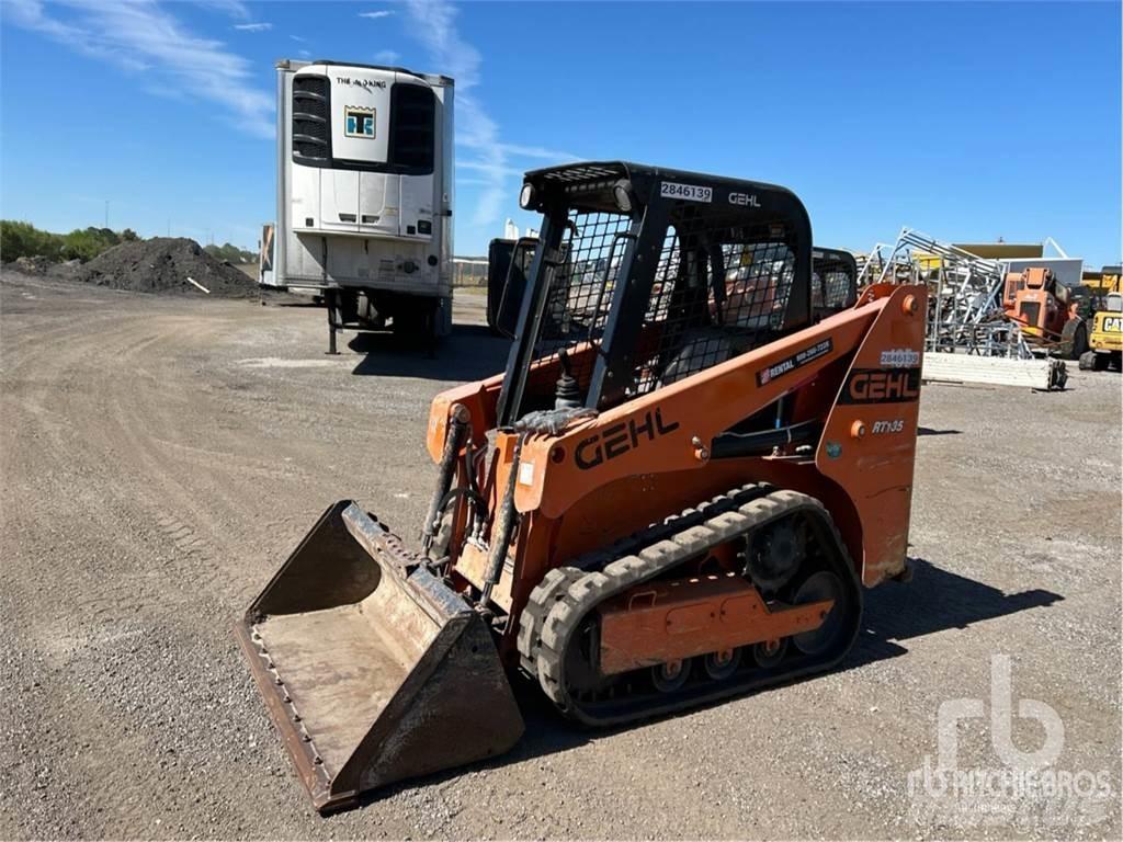 Gehl RT135 滑移装载机