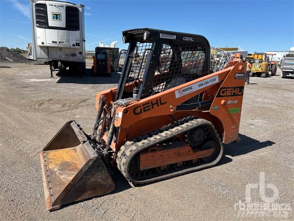 Gehl RT135 滑移装载机