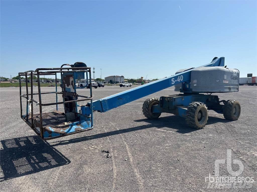 Genie S40 曲臂高空工作平台