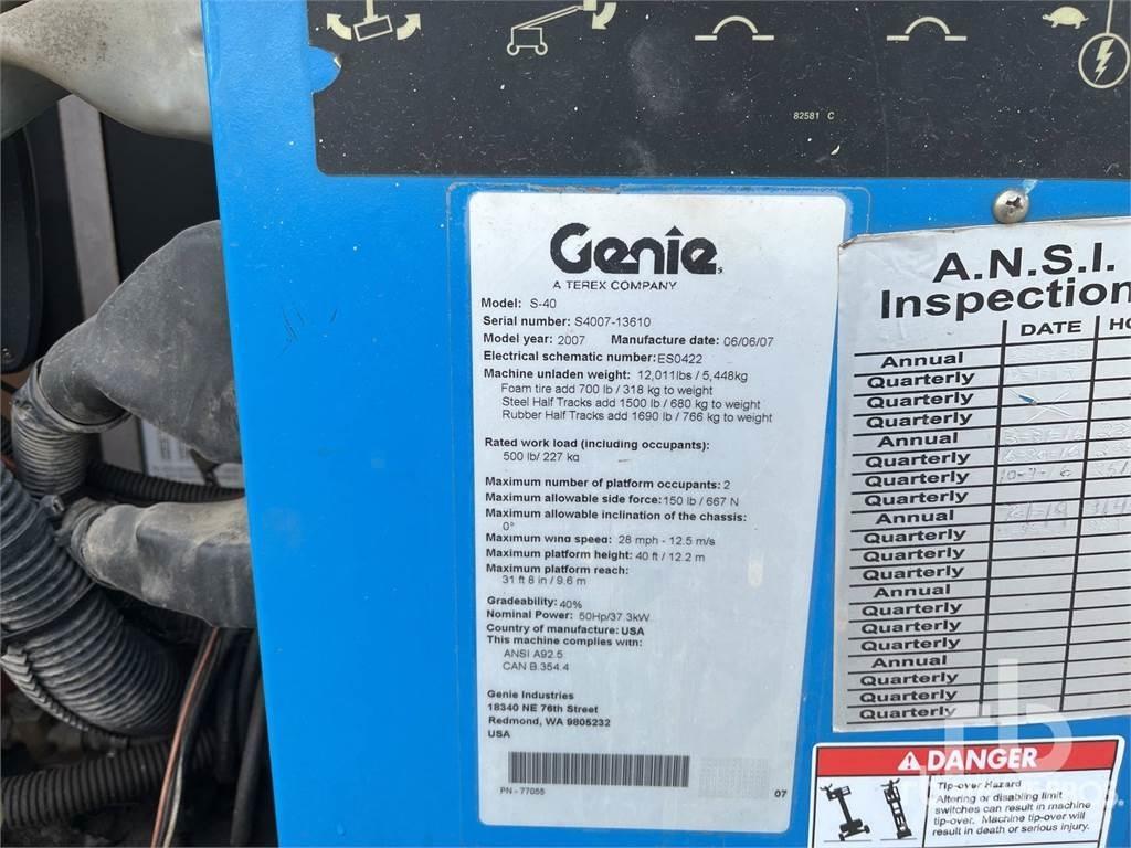 Genie S40 曲臂高空工作平台