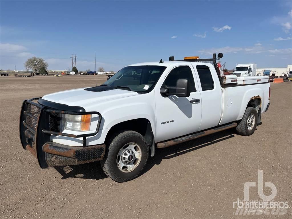 GMC 2500 皮卡车