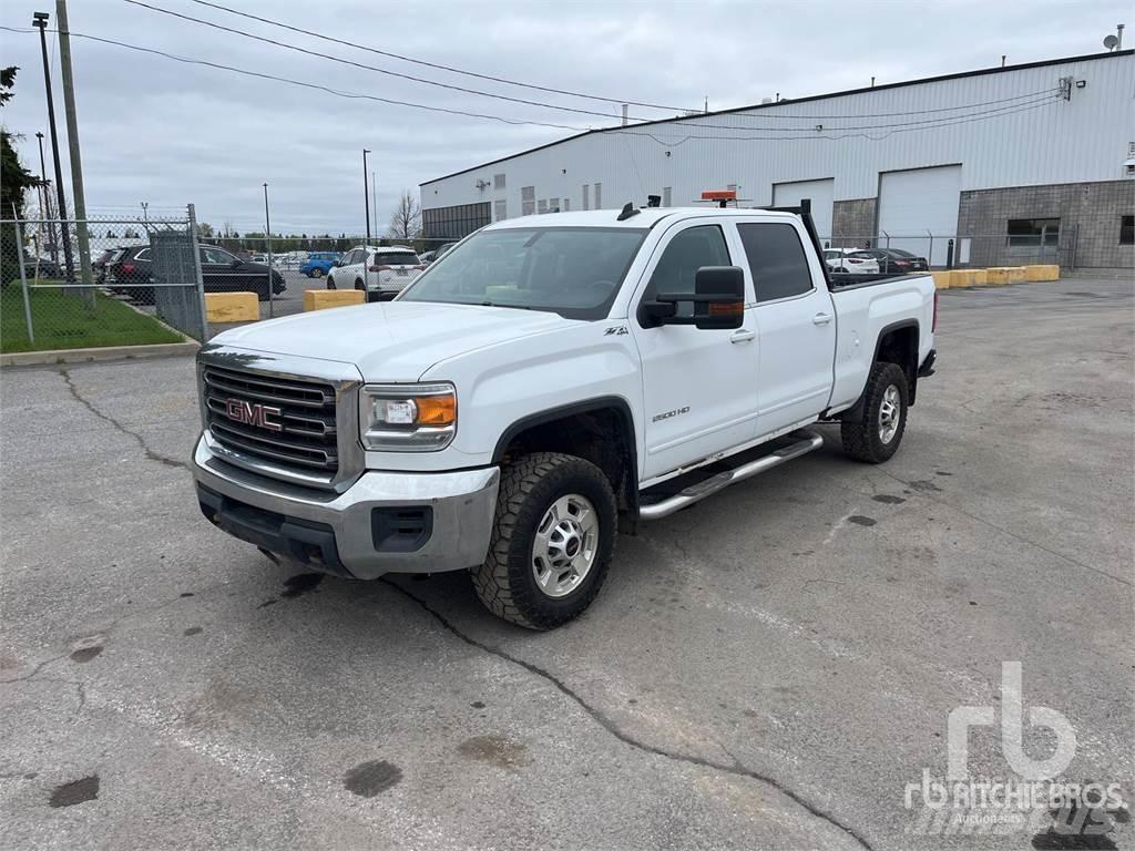 GMC 2500 HD 皮卡车
