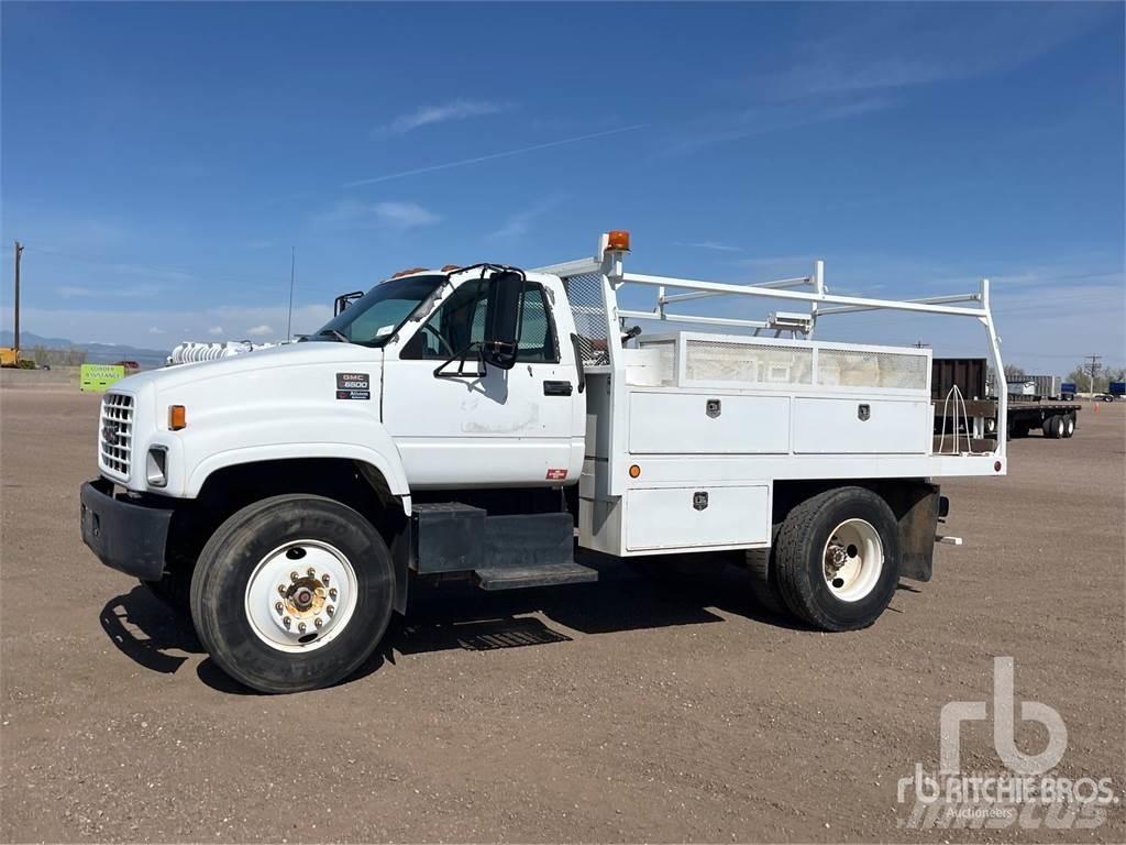 GMC 6500 平板栏板货车