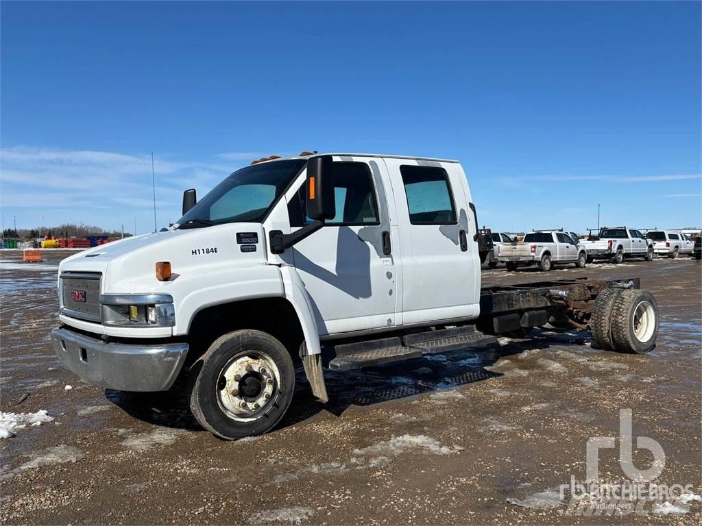 GMC C5500 平板车