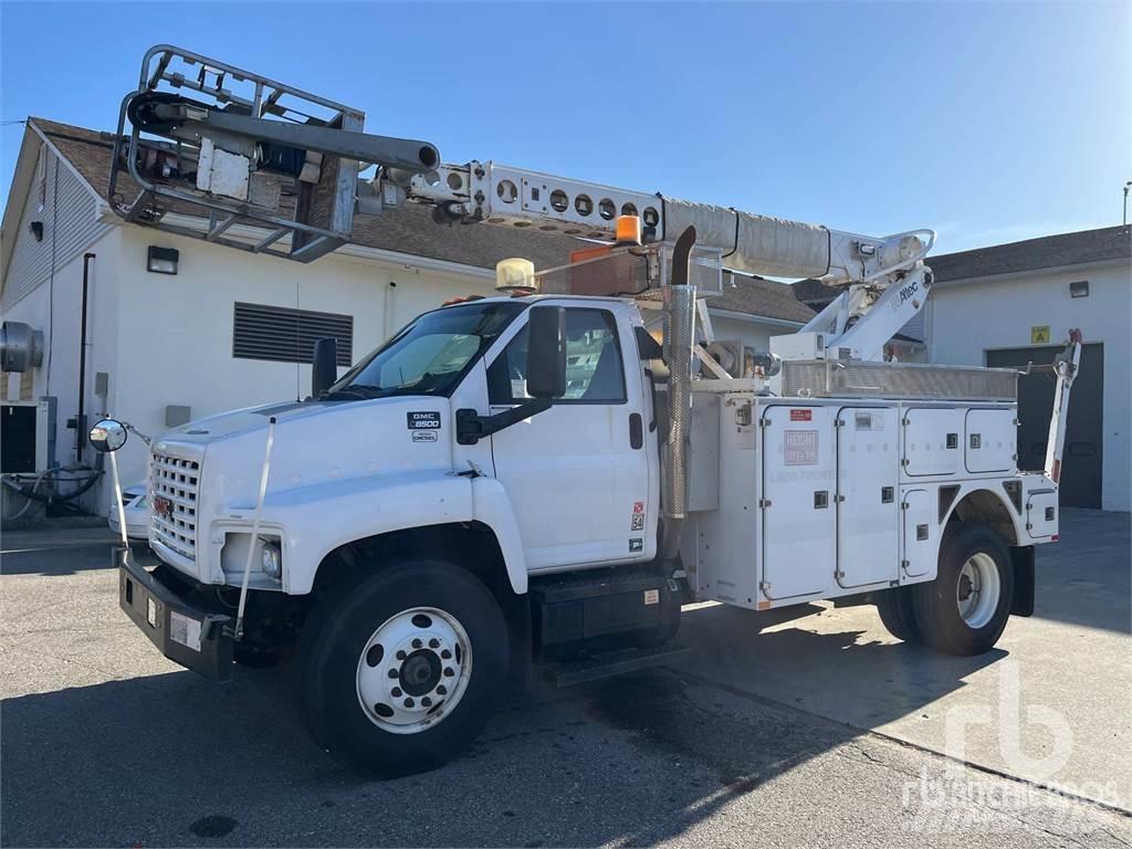 GMC C8500 拖拉移动式高空作业平台