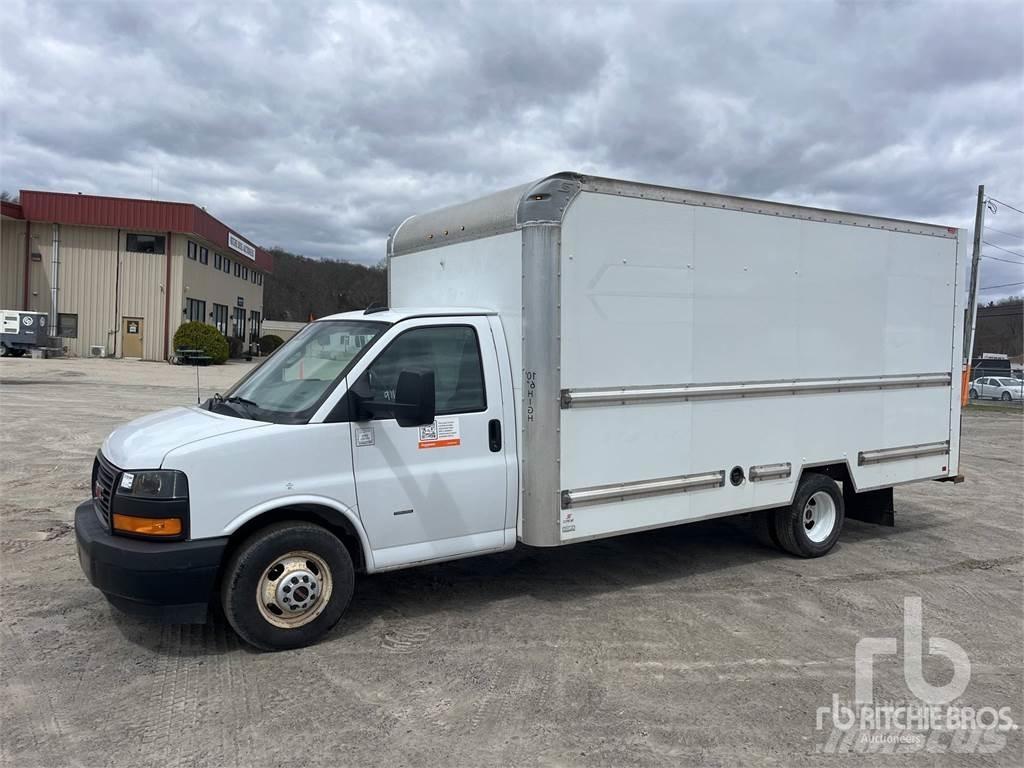 GMC G3500 大型面包车