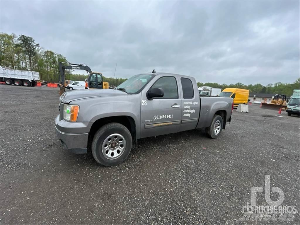 GMC SIERRA 1500 皮卡车