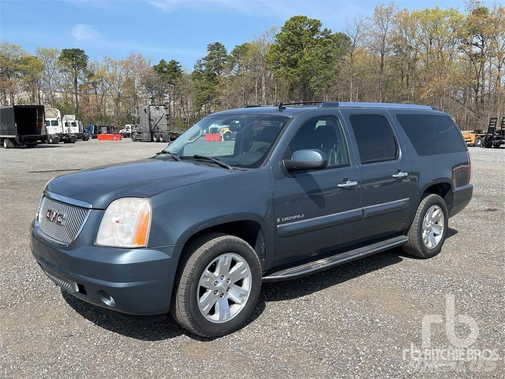 GMC YUKON 皮卡车