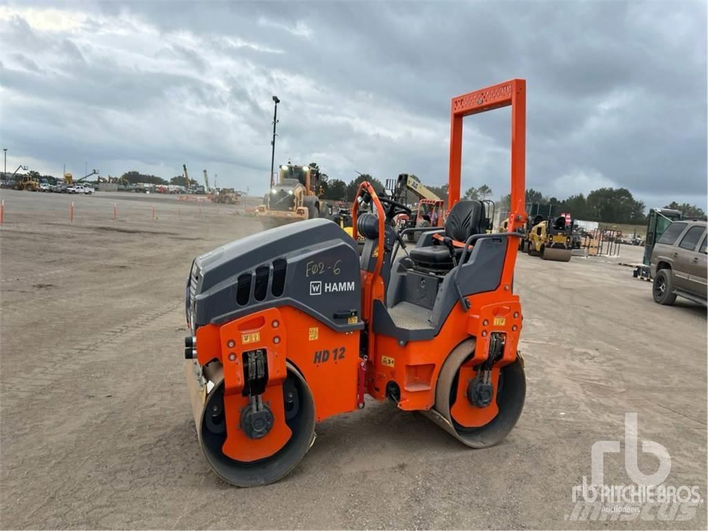 Hamm HD12VV 双轮压路机