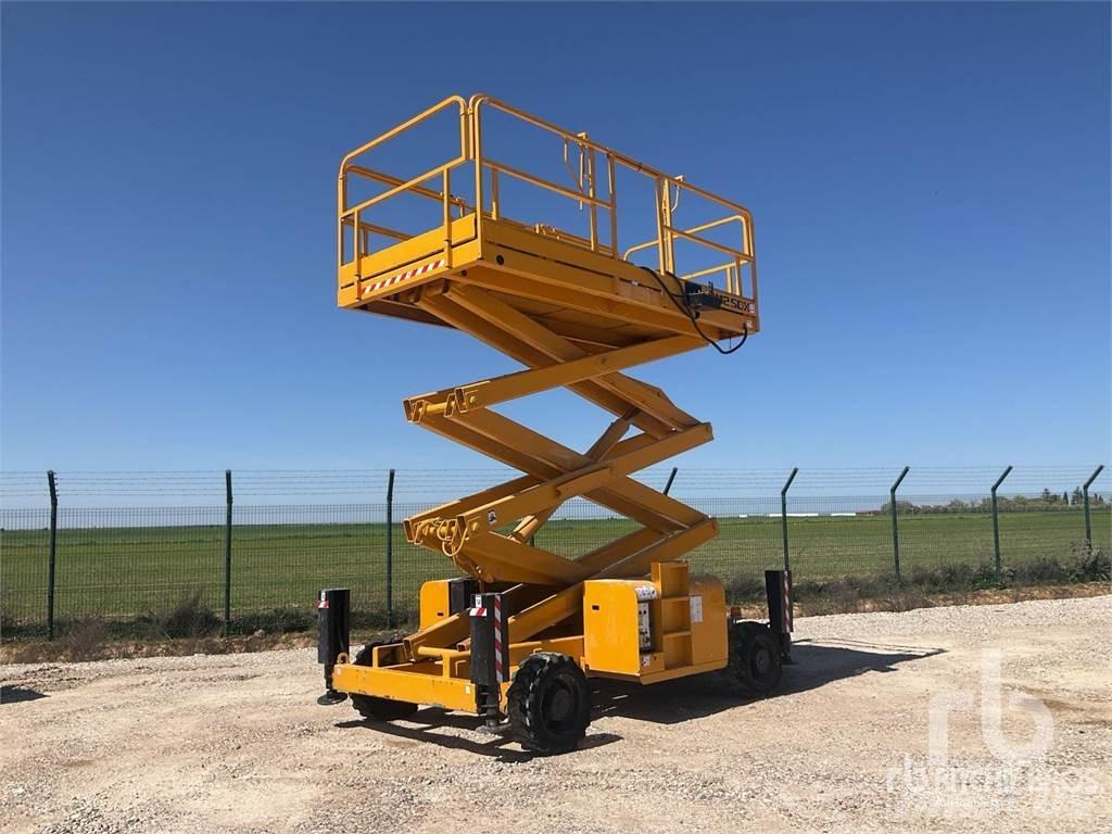 Haulotte H12SDX 剪叉式升降机