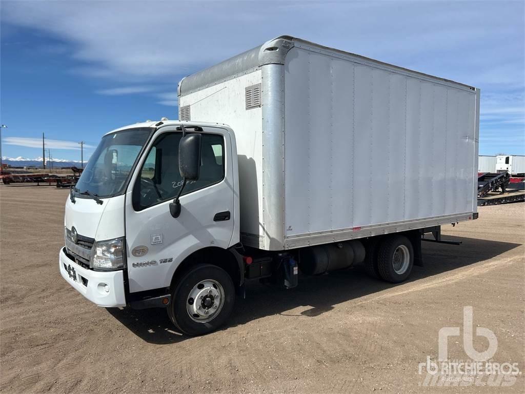 Hino 155 大型面包车