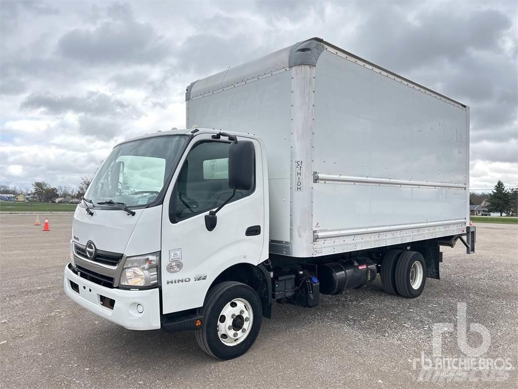 Hino 155 大型面包车