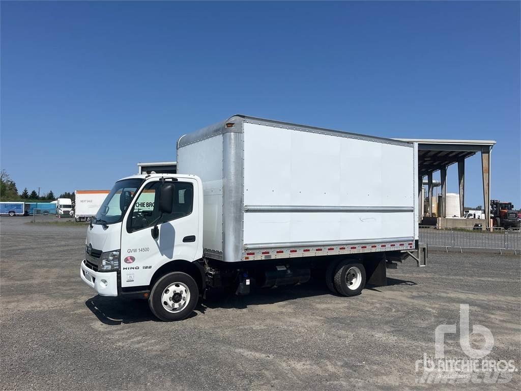 Hino 155 大型面包车