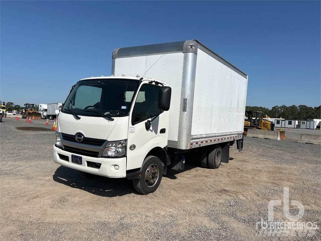 Hino 155 大型面包车