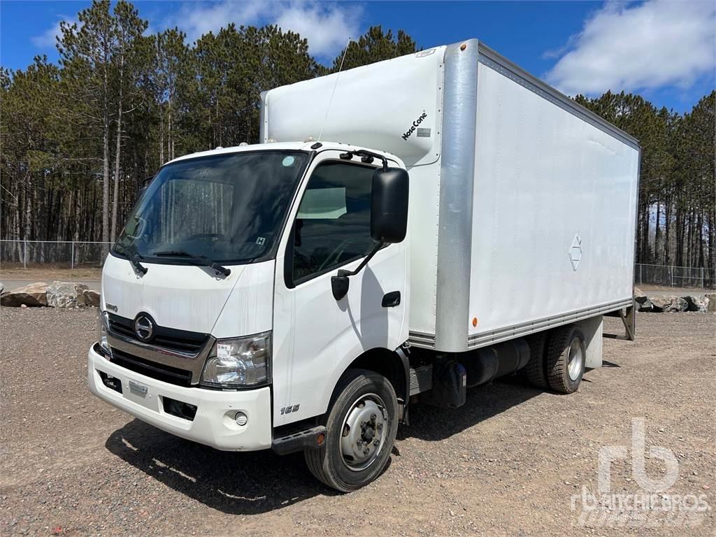 Hino 165 大型面包车