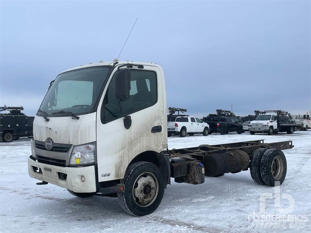 Hino 195 平板车