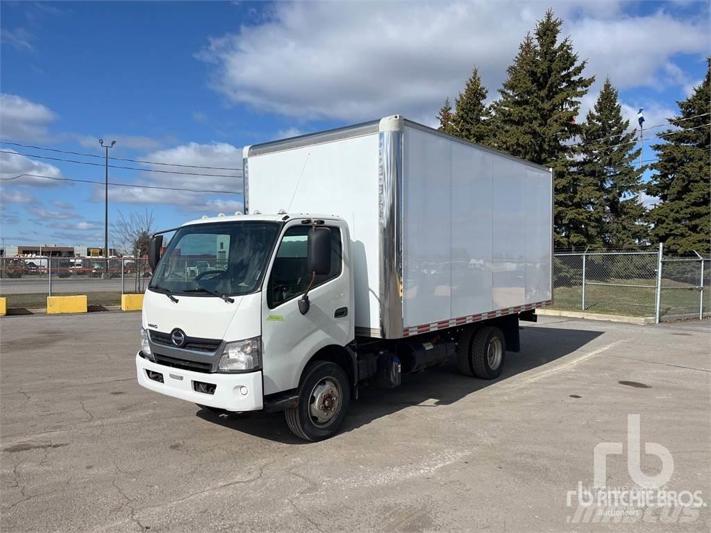 Hino 195 大型面包车