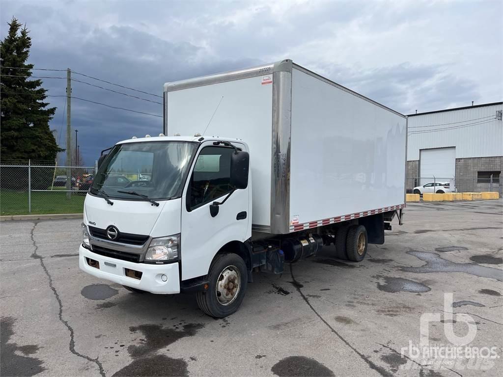 Hino 195 大型面包车