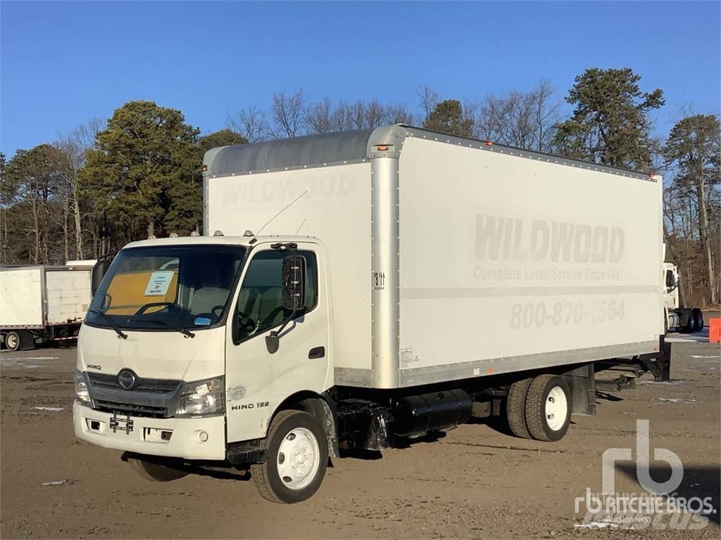 Hino 195 大型面包车
