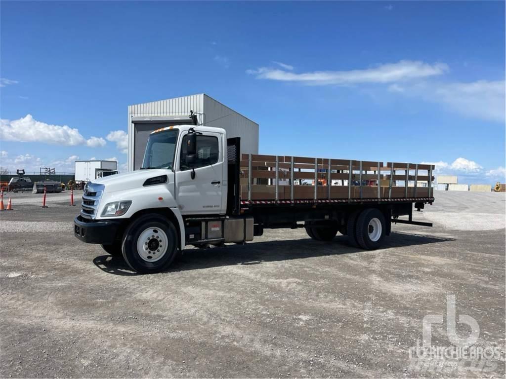 Hino 268 平板栏板货车