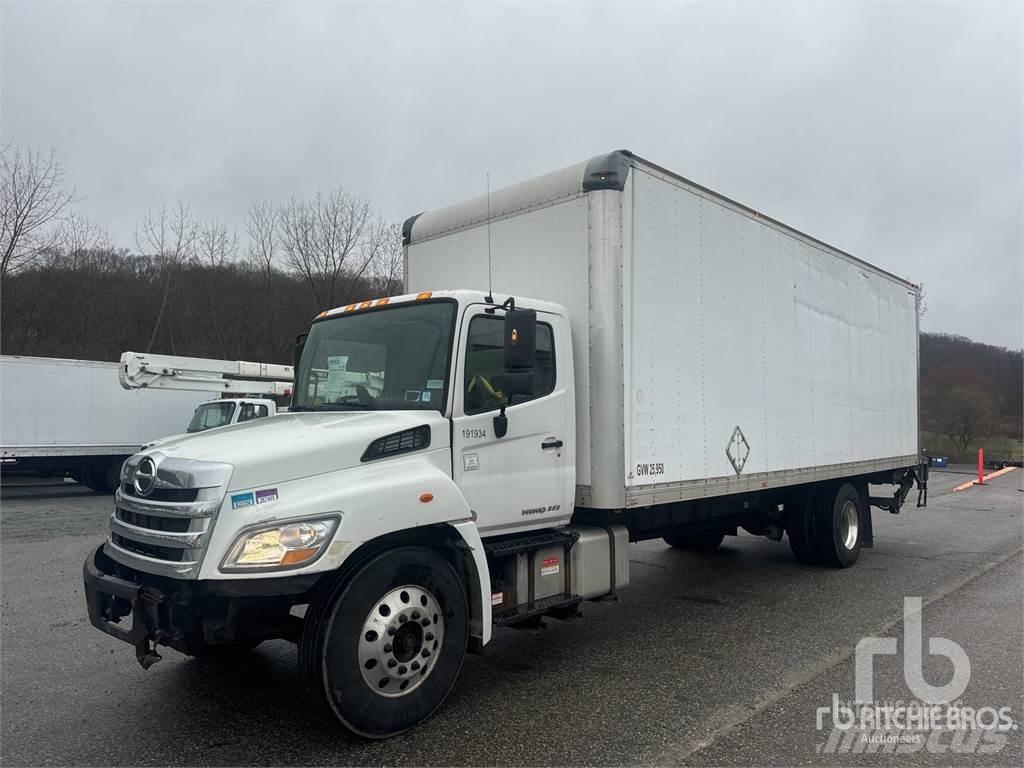 Hino 268 大型面包车