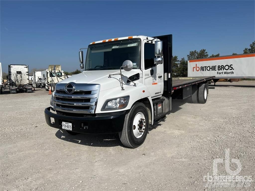 Hino 268 平板栏板货车