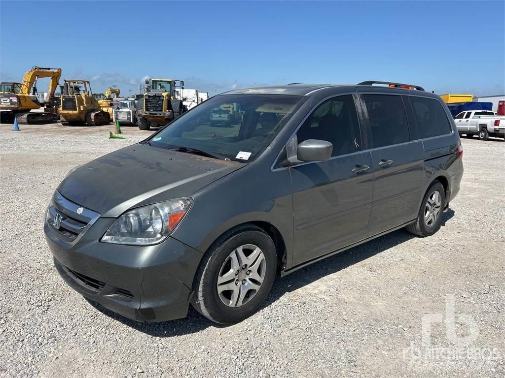 Honda ODYSSEY 大型面包车