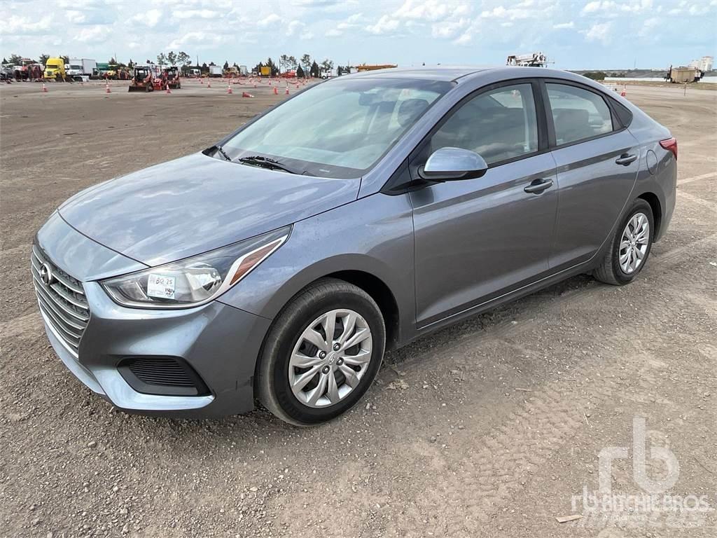Hyundai ACCENT 汽车