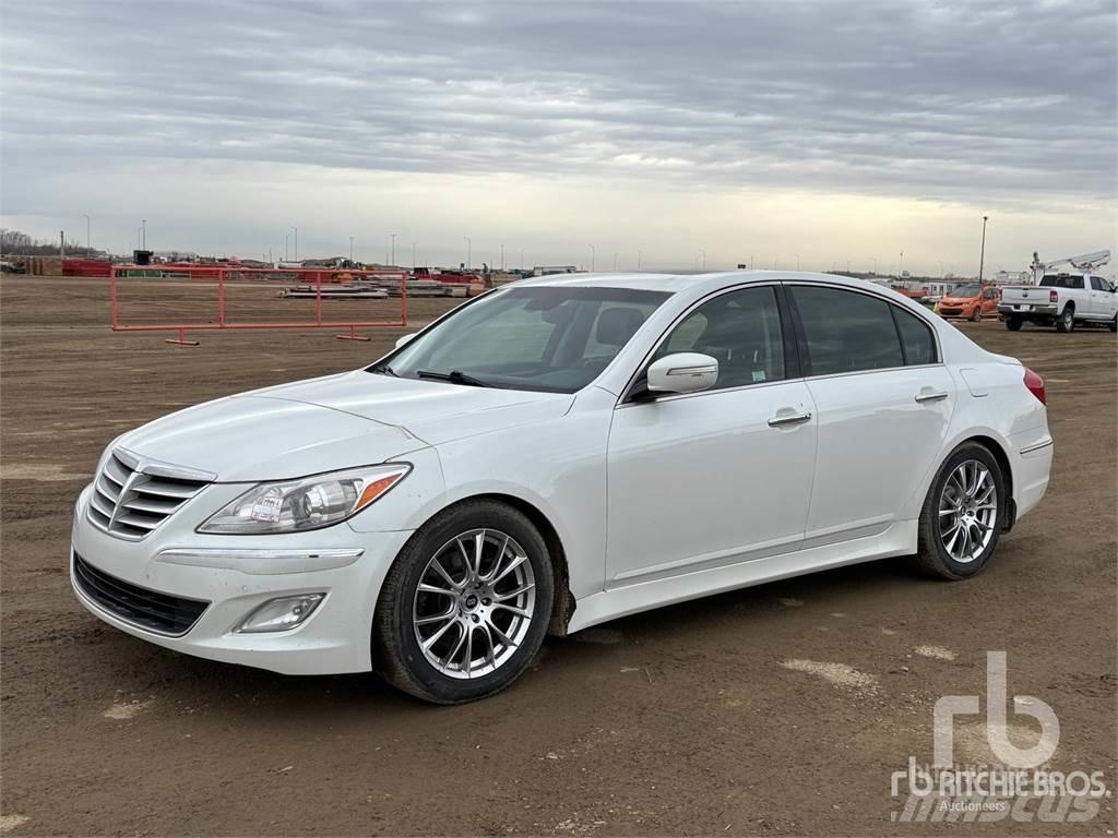 Hyundai GENESIS 汽车