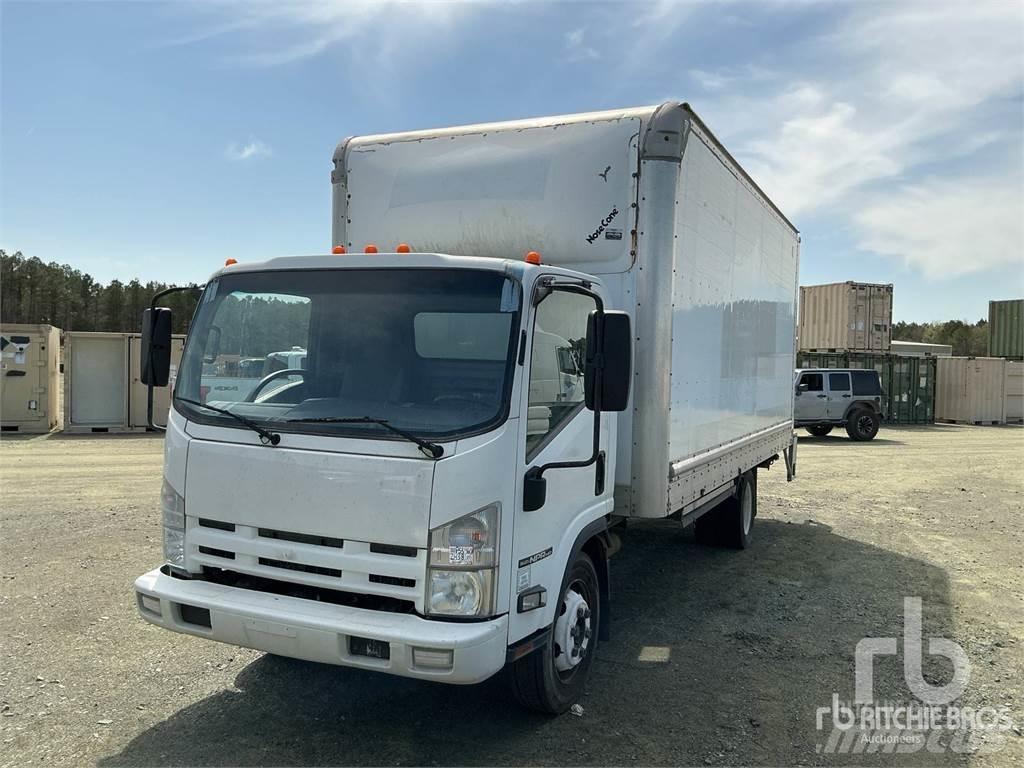 Isuzu NPR 大型面包车