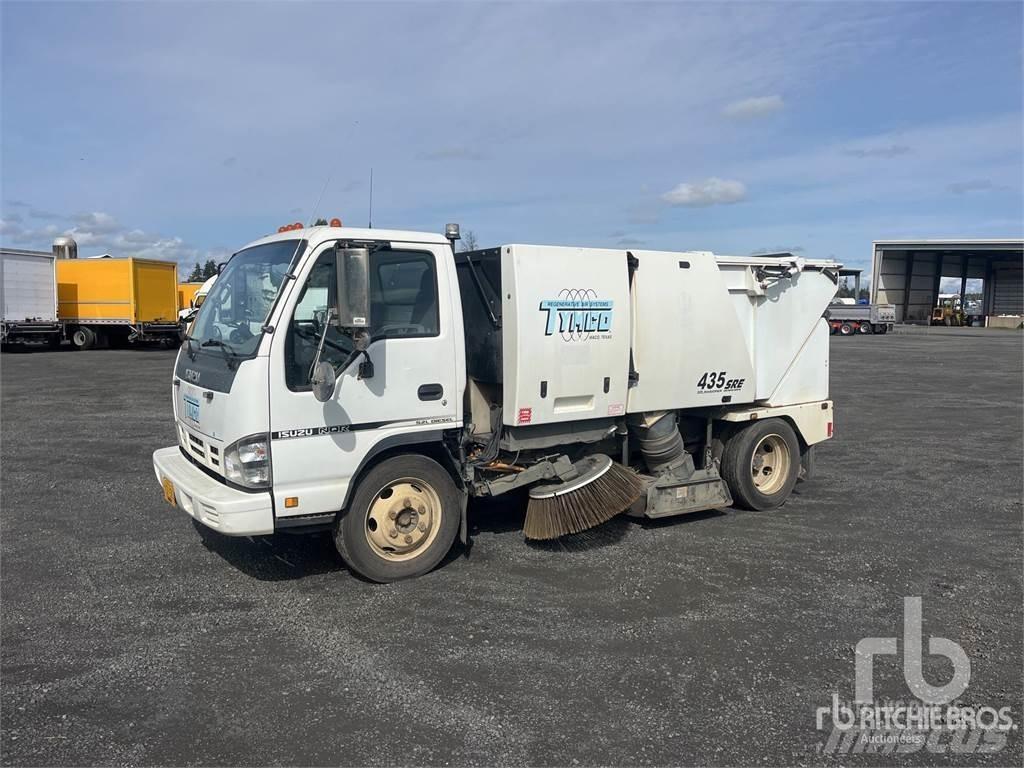 Isuzu NQR 道路清扫车