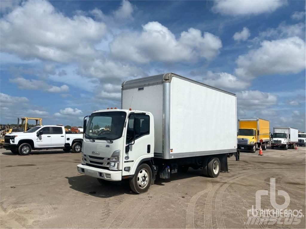 Isuzu NQR 大型面包车