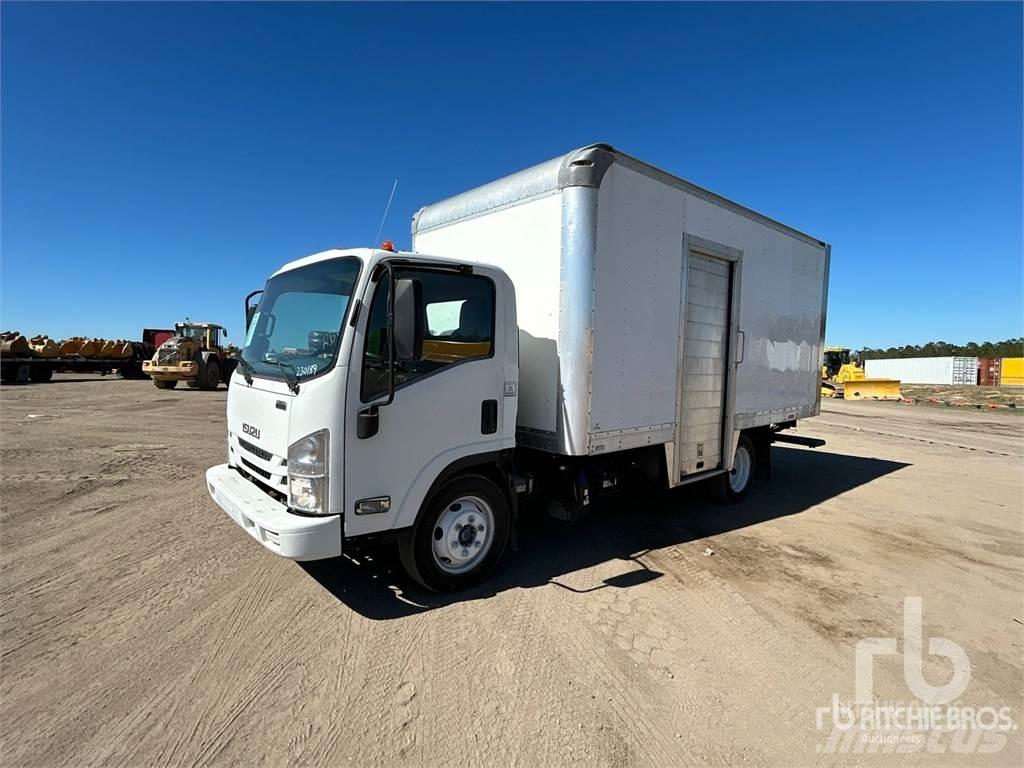 Isuzu NRR 大型面包车