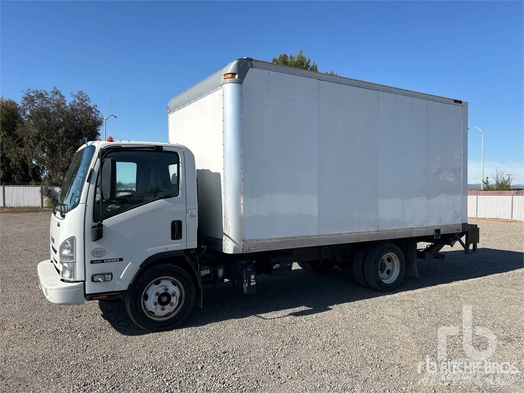 Isuzu NRR 大型面包车