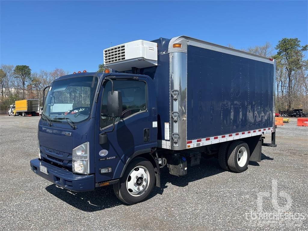Isuzu NRR 冷藏面包车