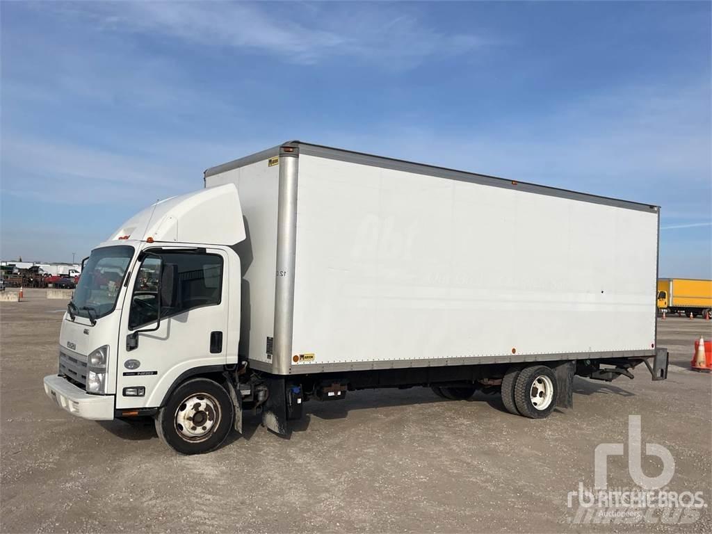 Isuzu NRR 大型面包车