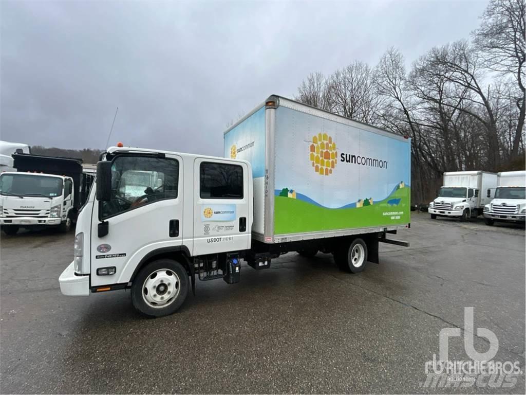 Isuzu NRR 大型面包车
