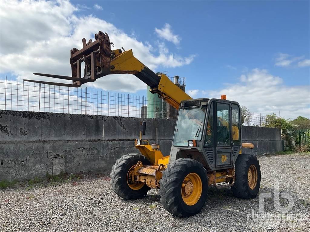 JCB 525-58 伸缩臂叉装车|叉装车