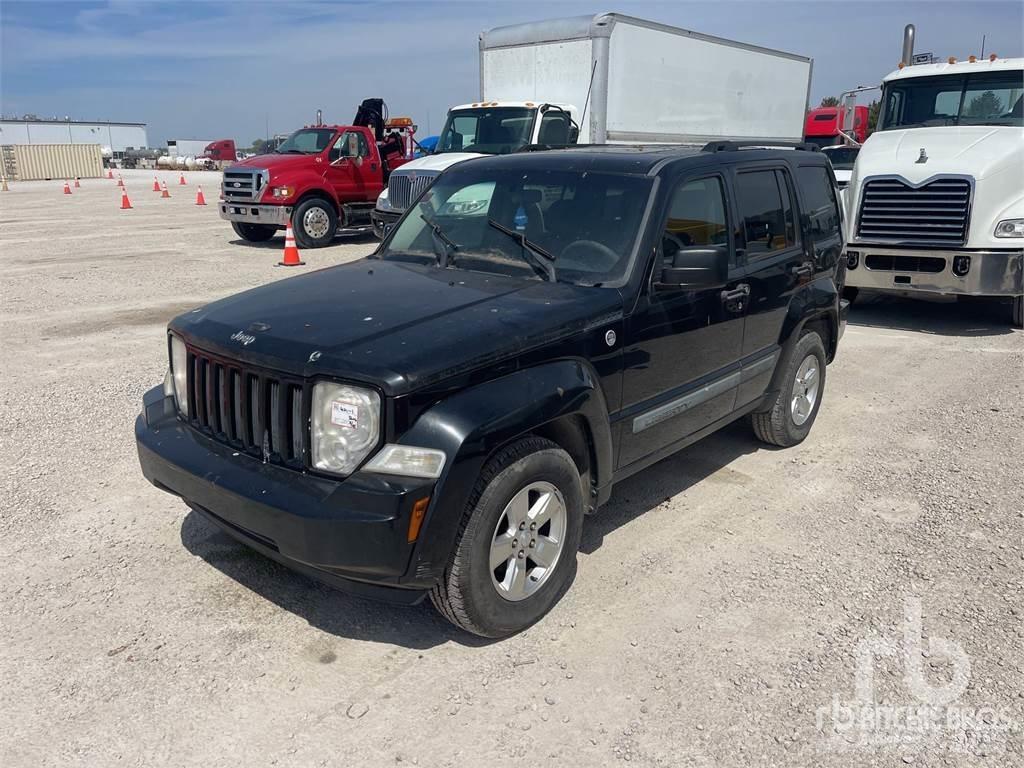 Jeep LIBERTY 皮卡车