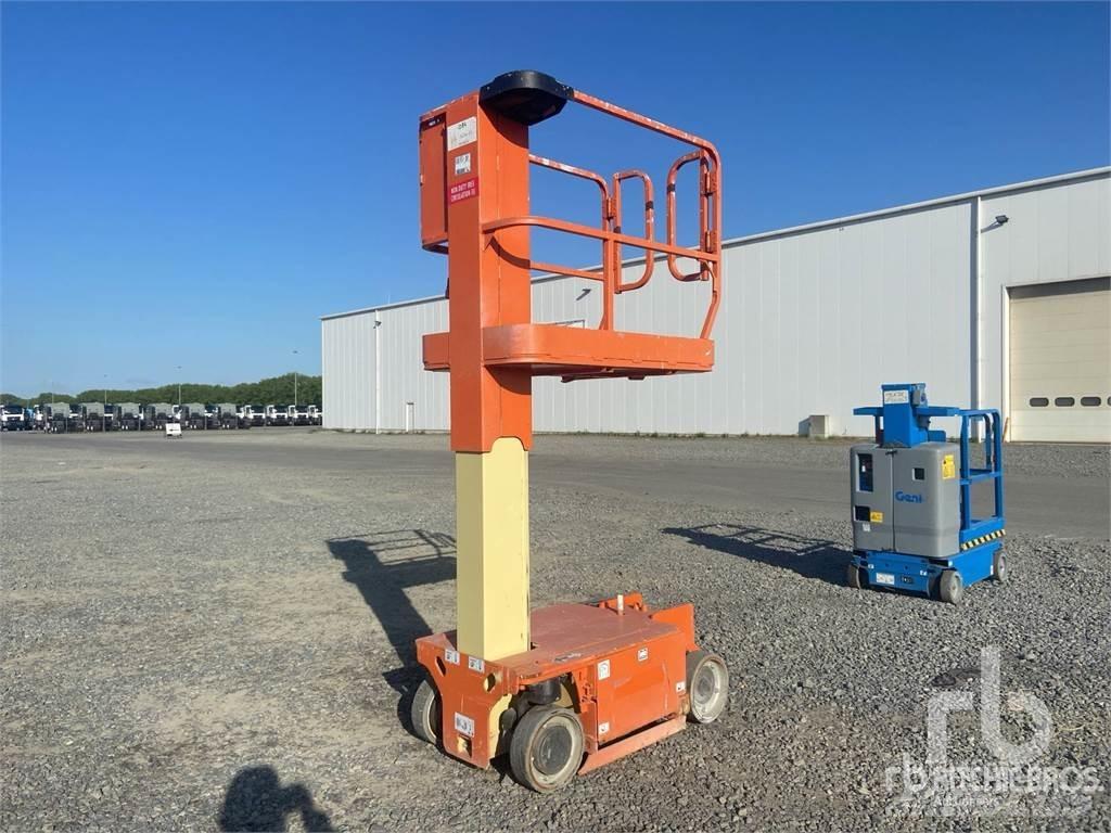 JLG 1230ES 曲臂高空工作平台
